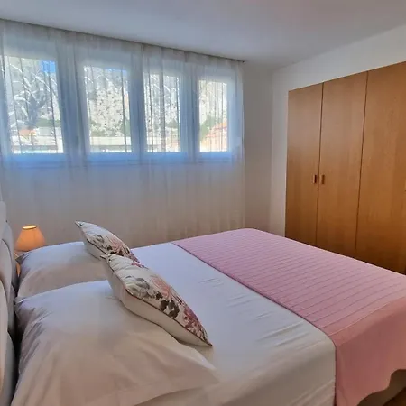 Lägenhet Vita Omiš