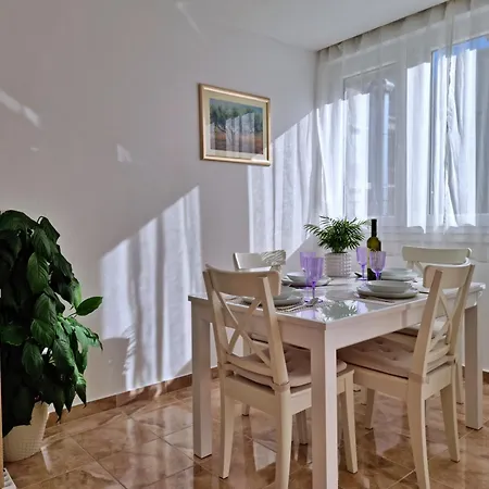 Vita * Omiš