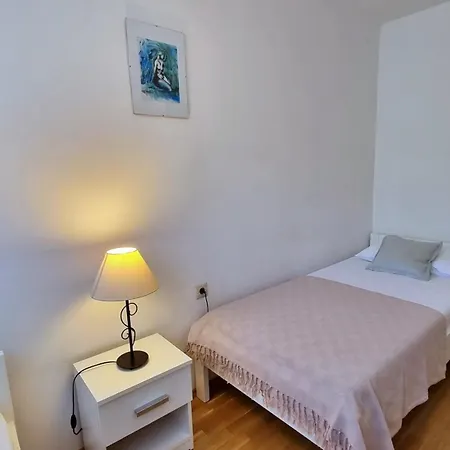 Vita Lägenhet Omiš